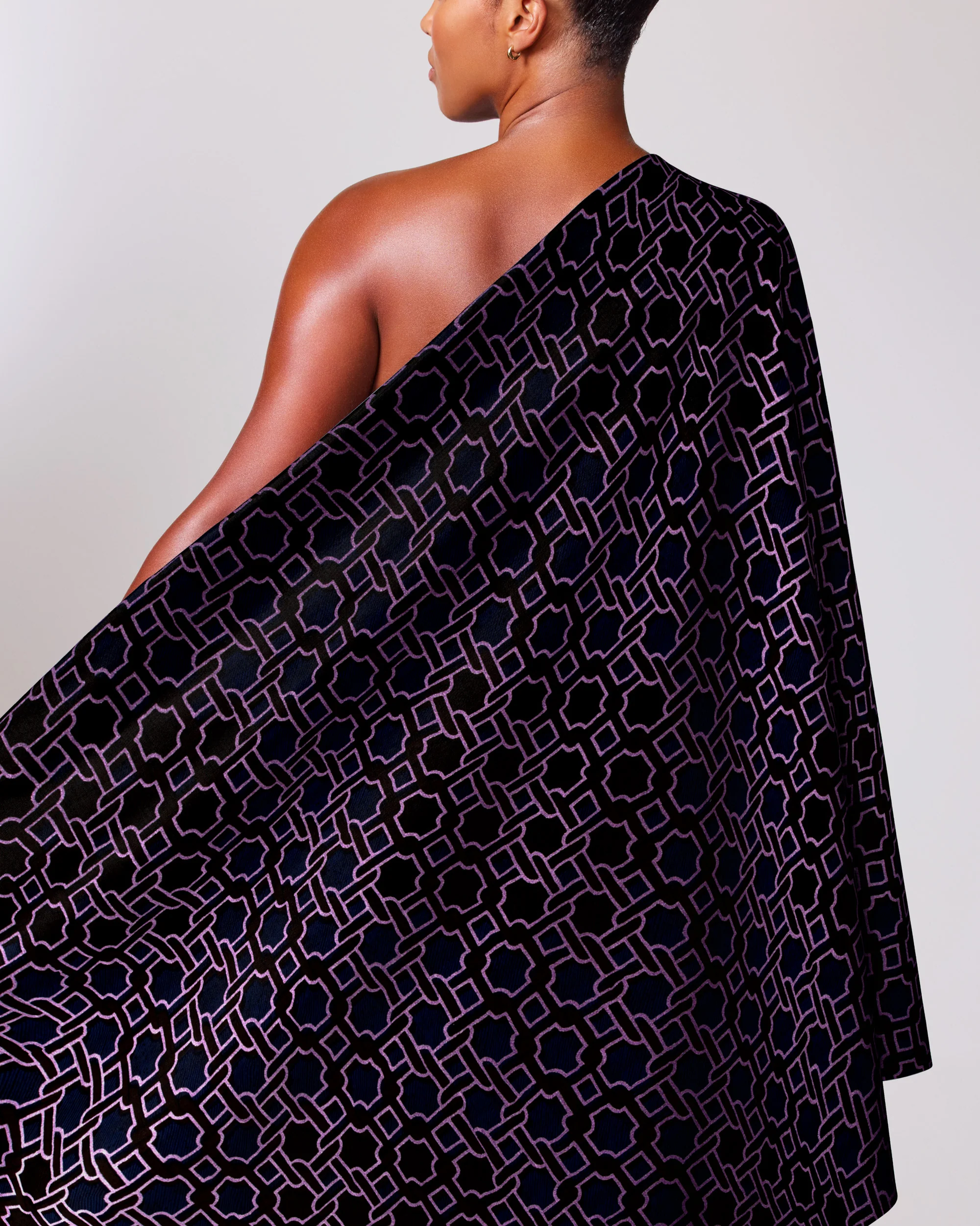 Sky Wax | VL01582.096 | Lilac Embellished - Image 2