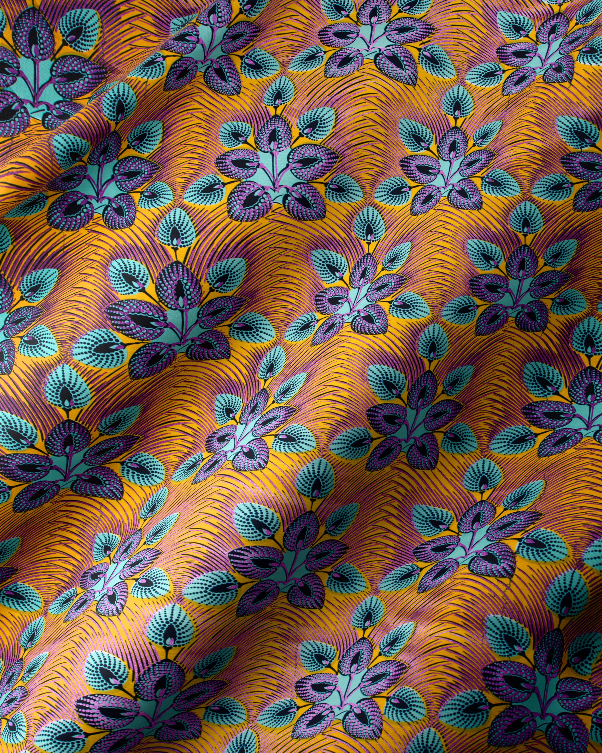 Wax Hollandais | VL03049.017 | Lilac Embellished